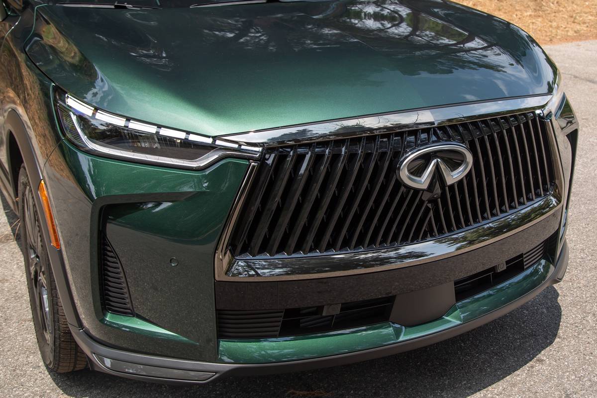 infiniti qx60 autograph awd 2026 03 exterior front jpg
