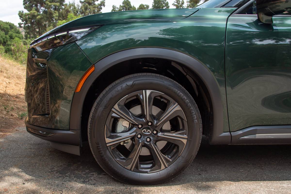 infiniti qx60 autograph awd 2026 07 exterior wheel scaled jpg