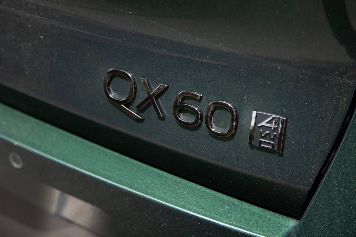infiniti qx60 autograph awd 2026 11 exterior rear badge scaled jpg