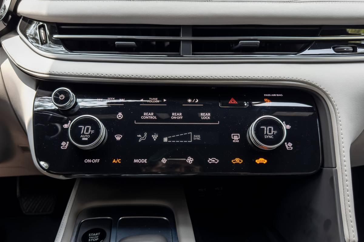 infiniti qx60 autograph awd 2026 22 interior climate control scaled jpg