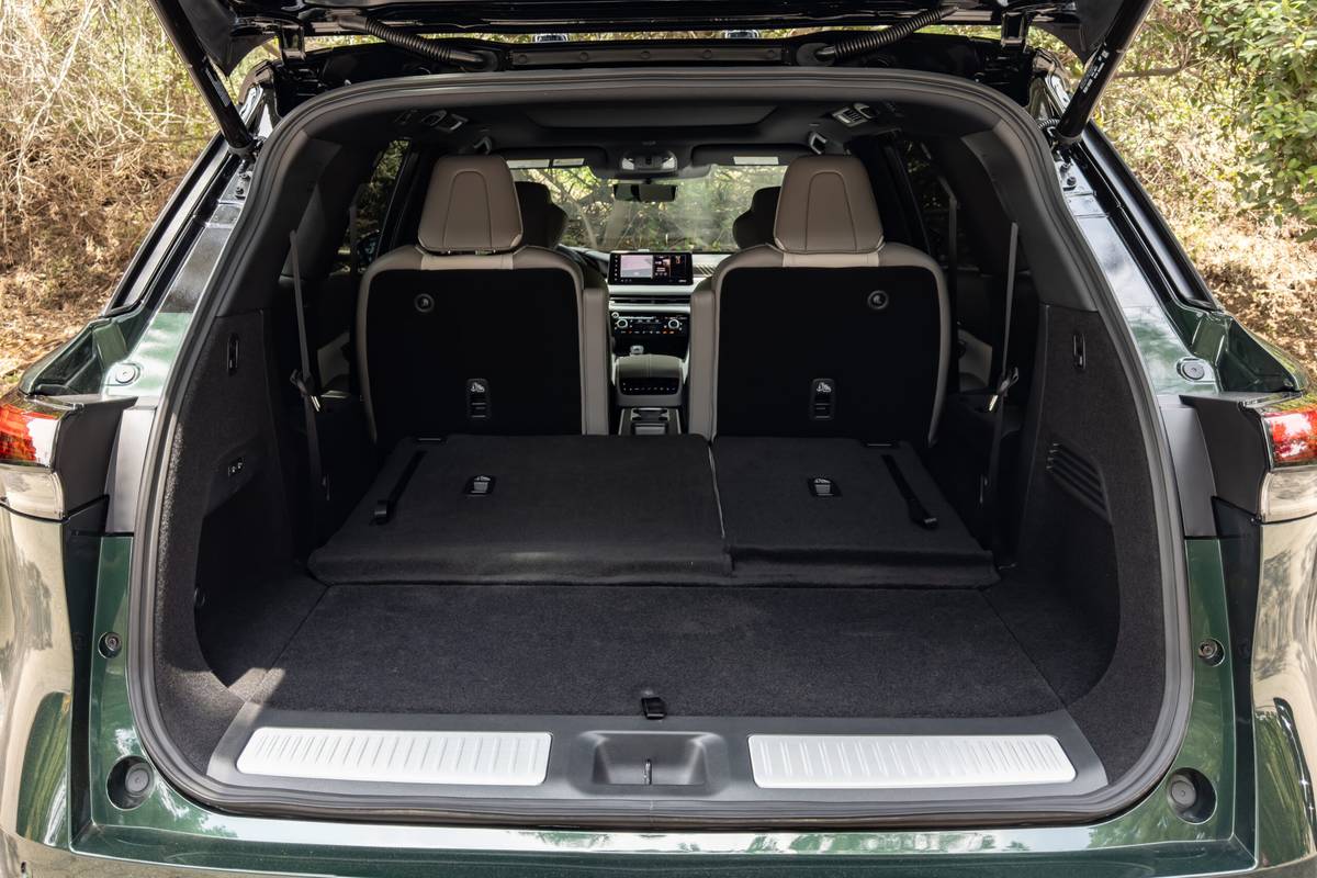 infiniti qx60 autograph awd 2026 37 interior cargo scaled jpg