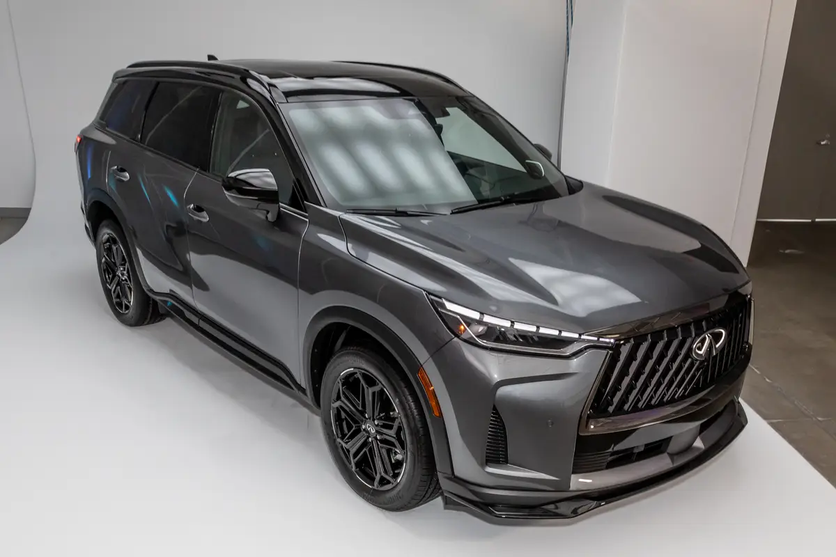 infiniti qx60 sport 2026 39 exterior front angle jpg