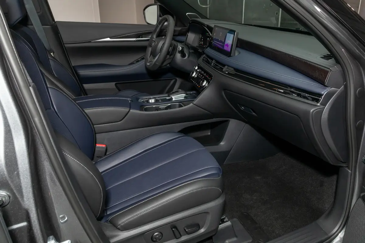 infiniti qx60 sport 2026 55 interior front row jpg