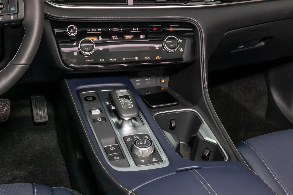 infiniti qx60 sport 2026 59 interior gearshift jpg