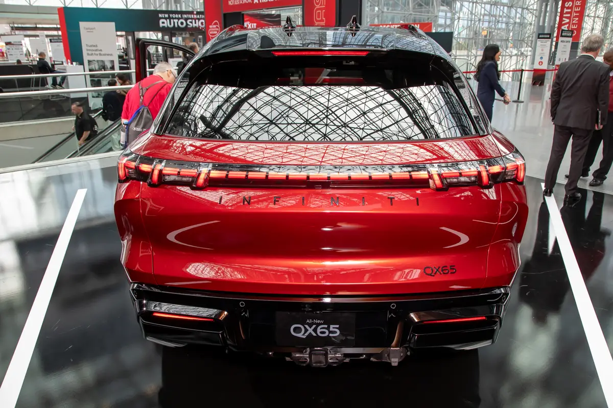 infiniti qx65 2026 07 exterior rear jpg