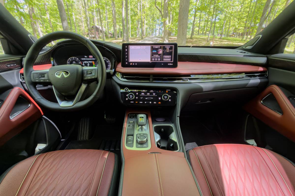 infiniti qx65 2027 11 interior front row scaled jpg