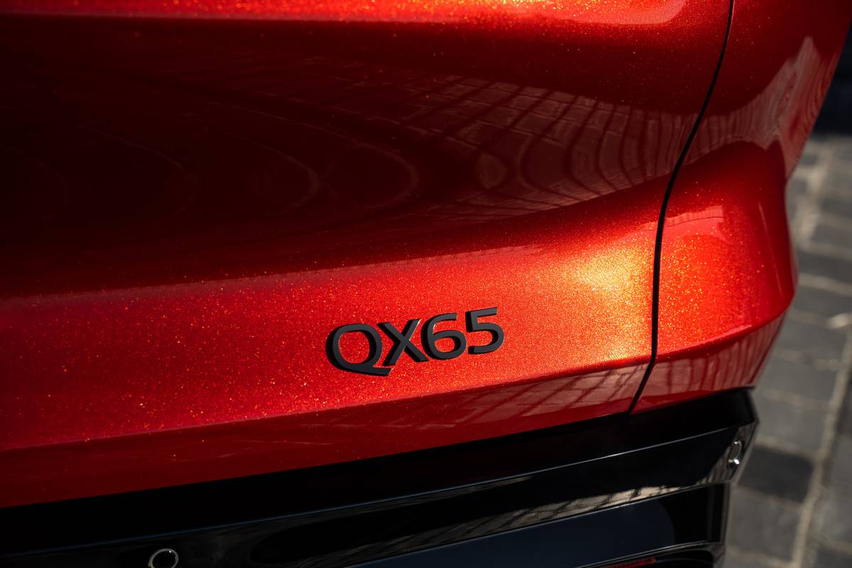 infiniti qx65 2027 exterior oem 01 jpg