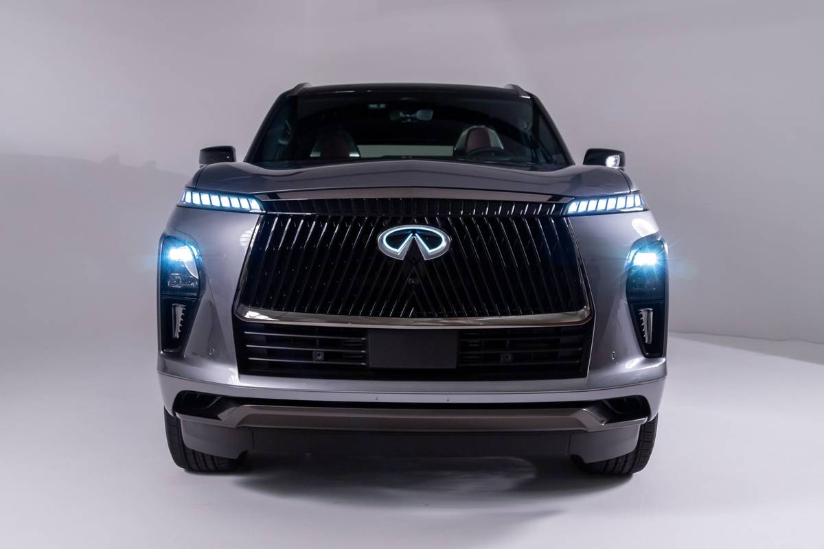 2025 INFINITI QX80 Specs, Price, MPG & Reviews