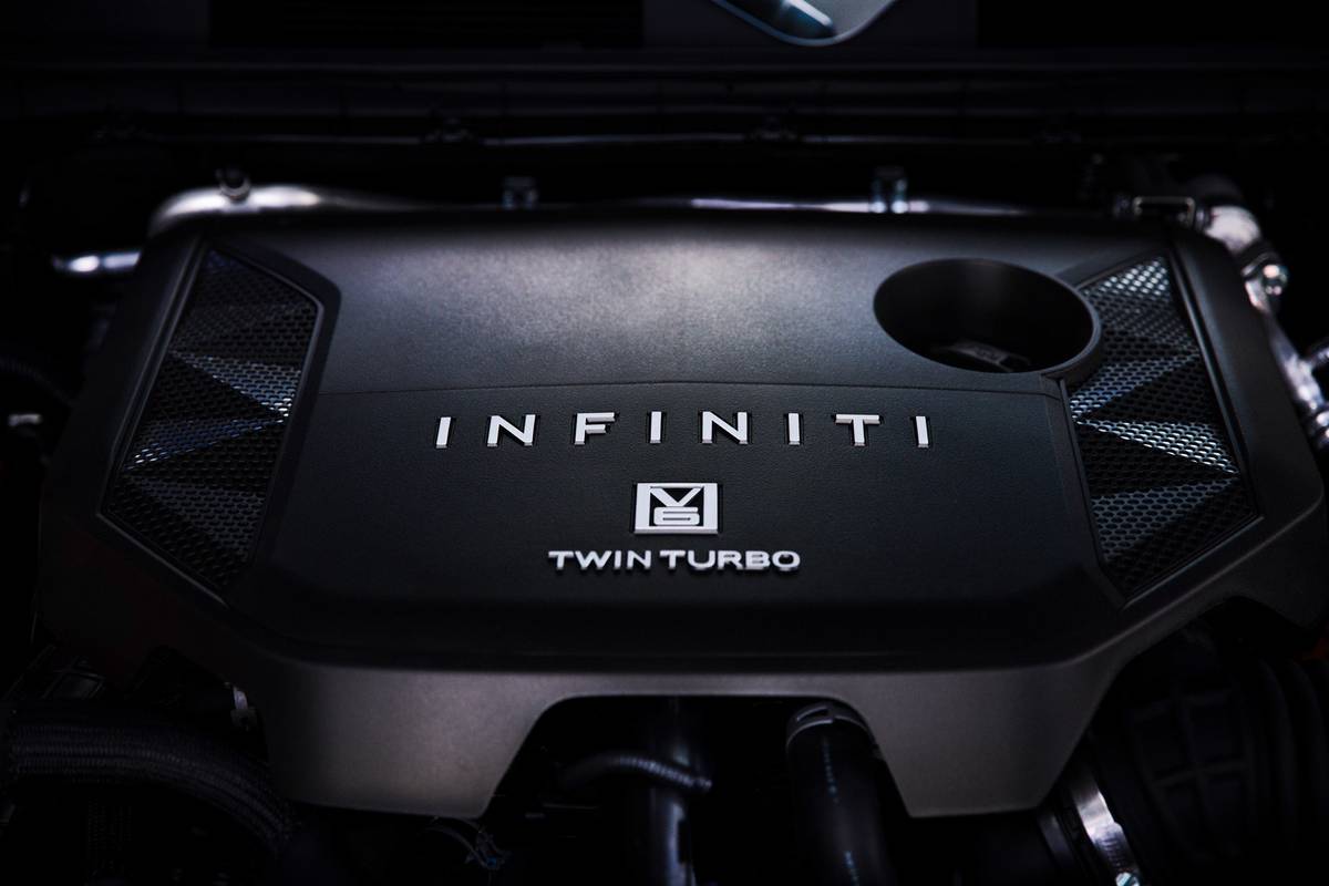infiniti qx80 2025 interior oem 02 jpg