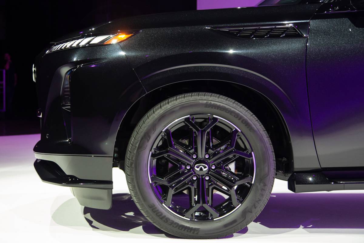 infiniti qx80 sport 2026 06 exterior wheel jpg