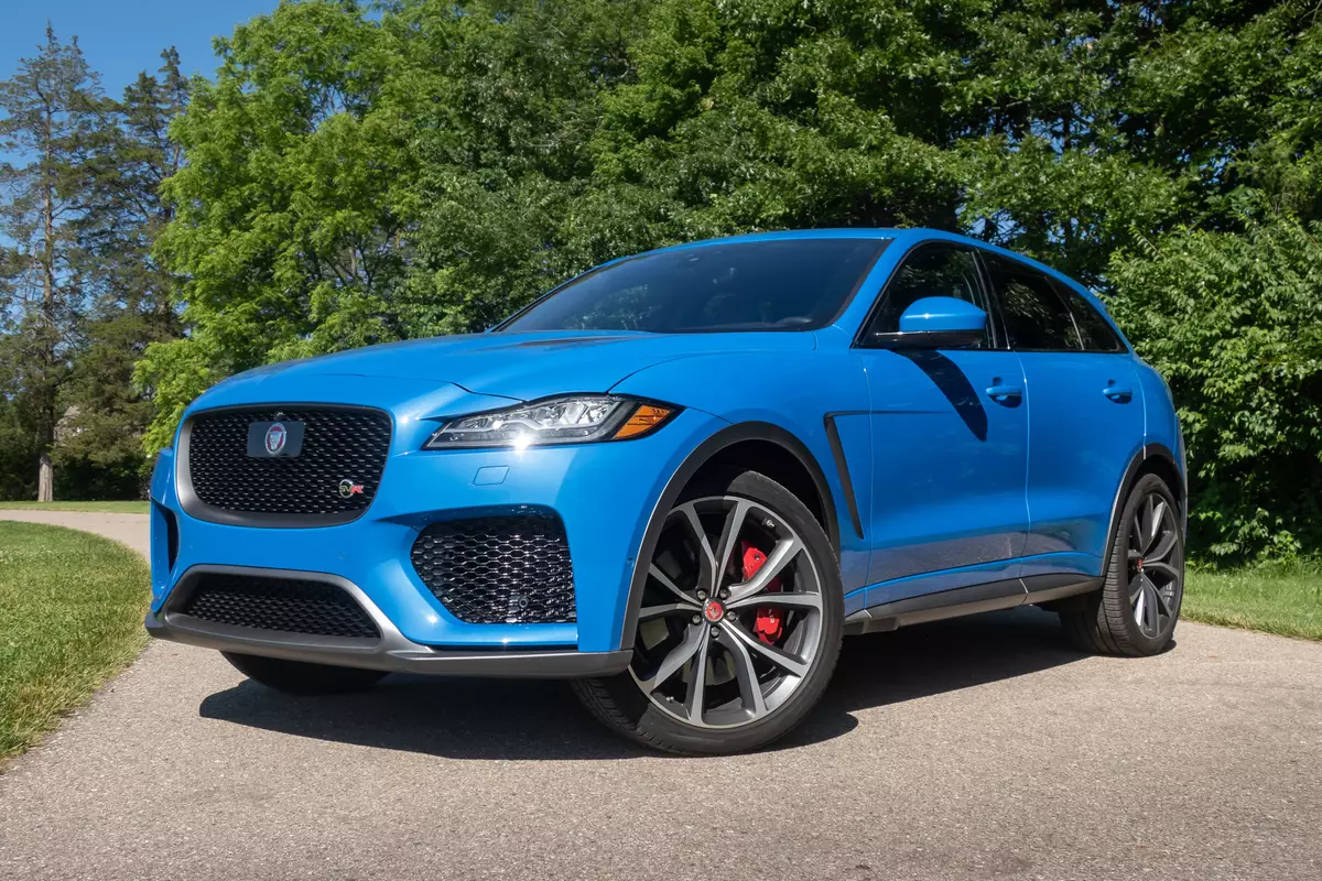 jaguar f pace svr 2019 01 angle  blue  exterior  front jpg