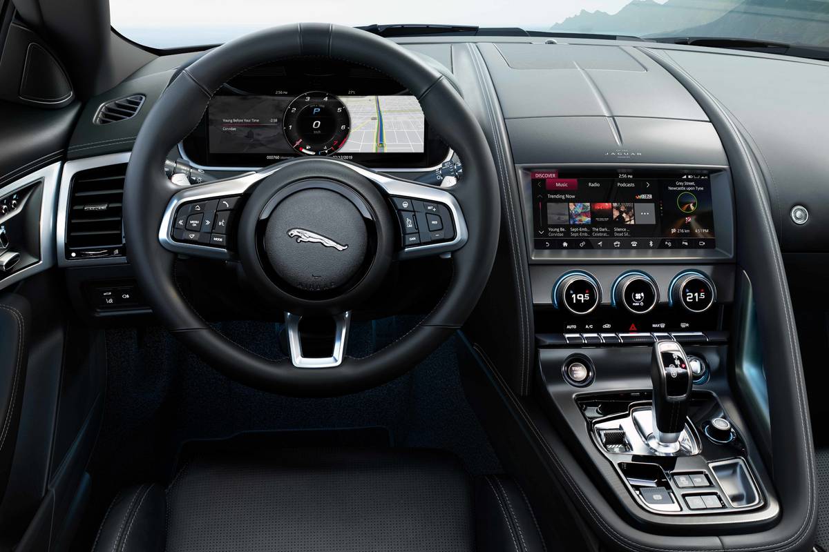 jaguar f type 2021 07 cockpit shot interior jpg