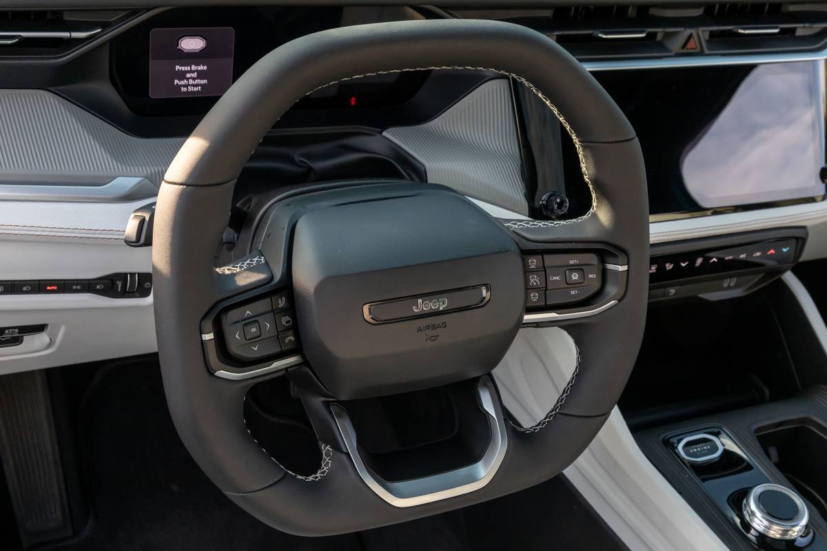jeep cherokee 2026 17 interior steering wheel jpg