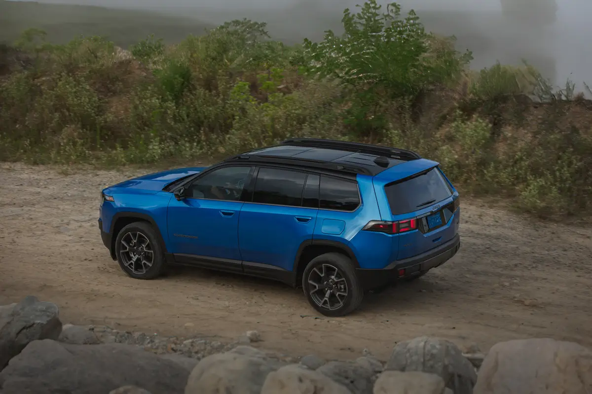 jeep cherokee 2026 exterior oem 15 jpg