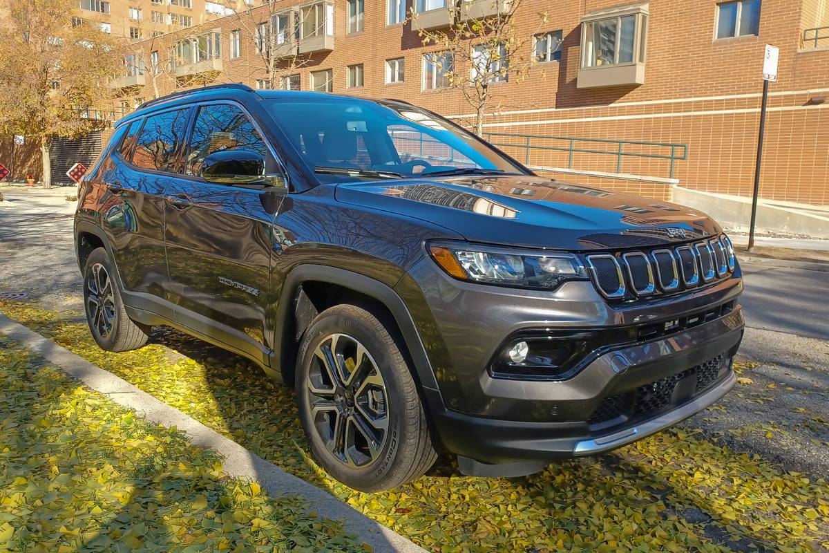 2022 Jeep Compass Specs, Price, MPG & Reviews