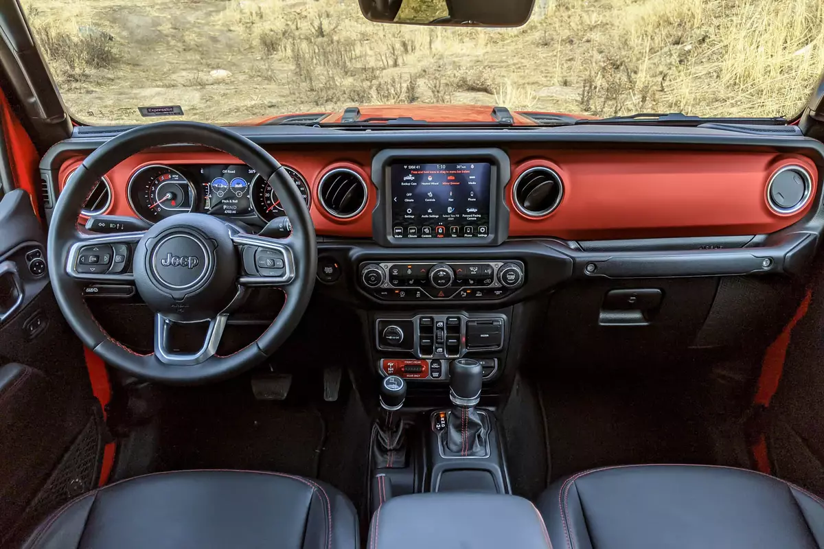 Jeep Gladiator: Which Should You Buy, 2021 or 2022? | Cars.com