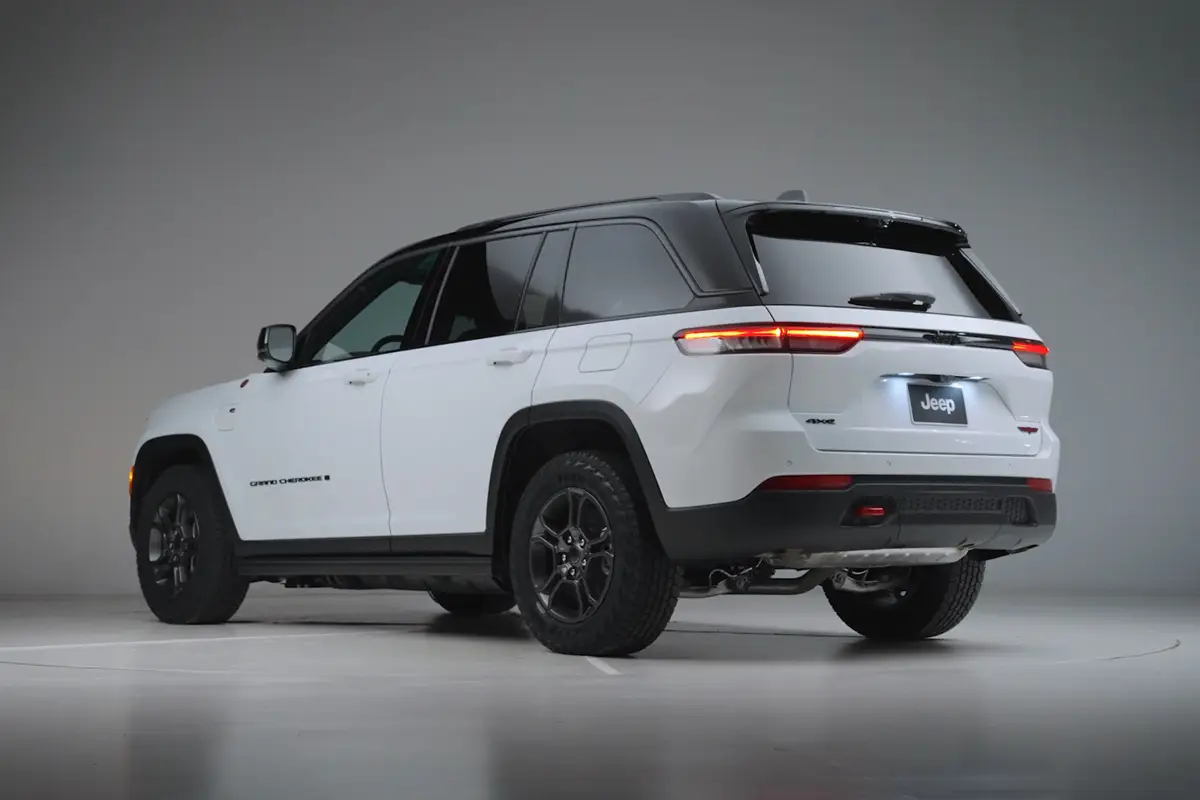 jeep grand cherokee 2026 exterior white oem 05 jpg