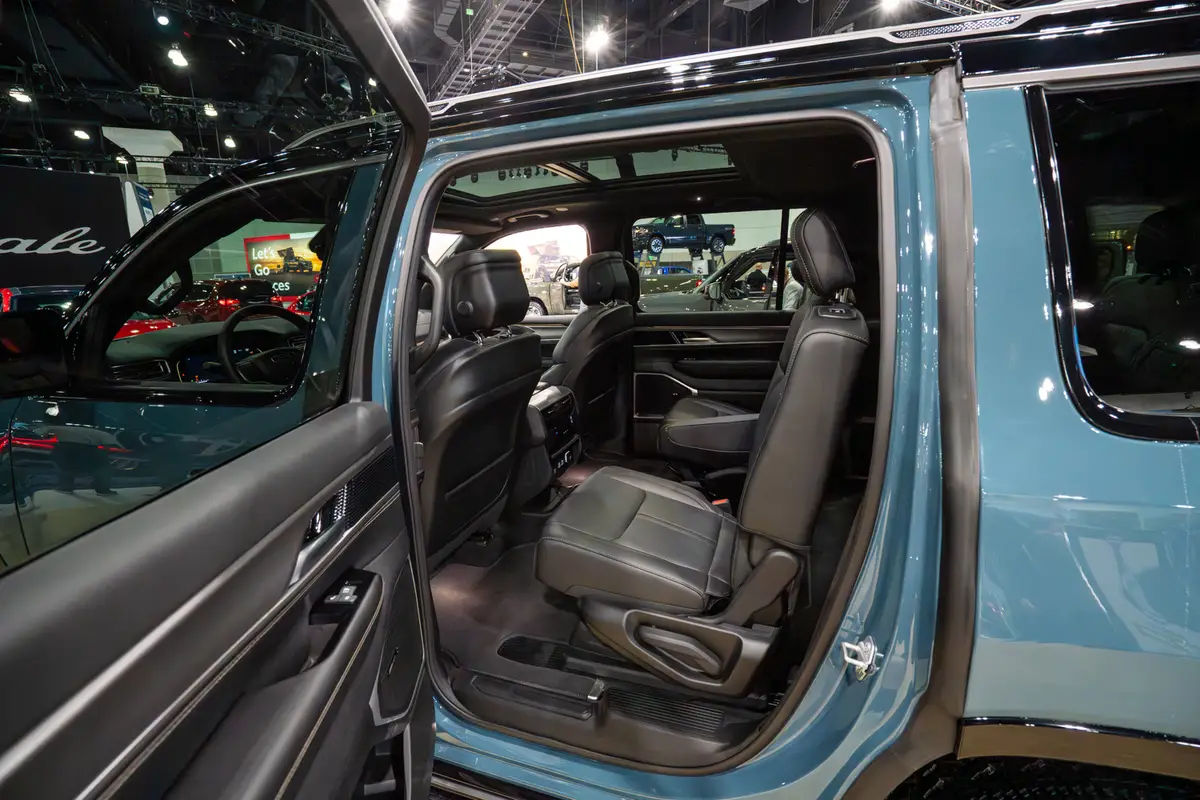 jeep grand wagoneer 2026 16 interior second row jpg