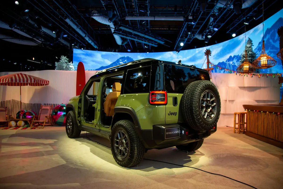 jeep recon 2026 19 exterior rear angle scaled jpg