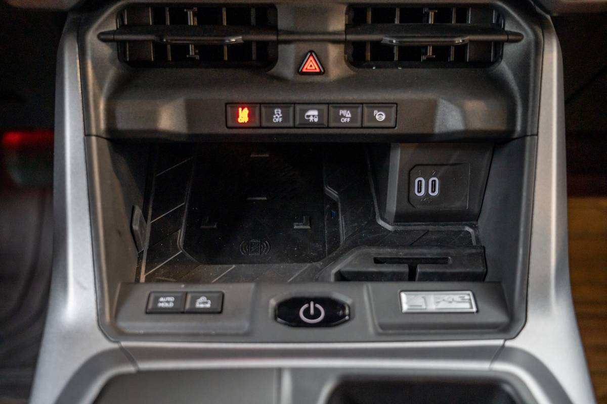 jeep recon 2026 27 interior charge pad scaled jpg