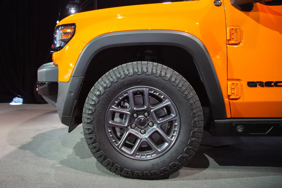 jeep recon 2026 28 exterior wheel scaled jpg