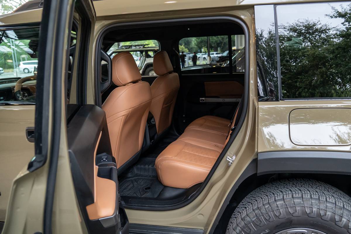 jeep recon 2026 32 interior backseat jpg