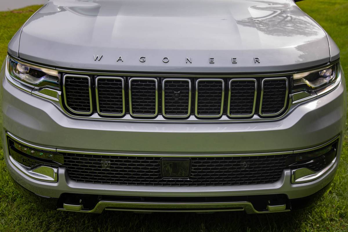 2022 Jeep Wagoneer | Cars.com photo by Christian Lantry