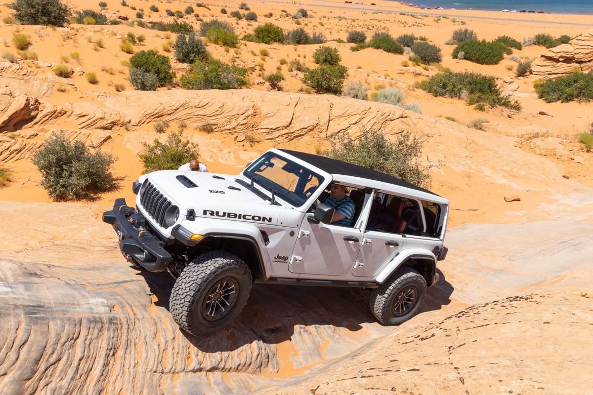 Is the 2024 Jeep Wrangler a Good SUV? 6 Pros and 3 Cons
