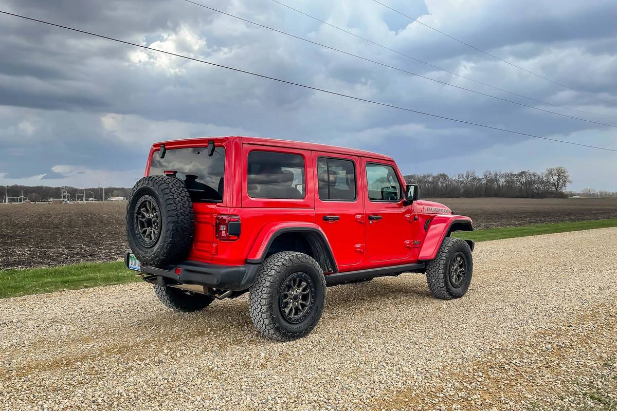 The 470-HP Jeep Wrangler Unlimited Rubicon 392 Is Completely Bonkers ...