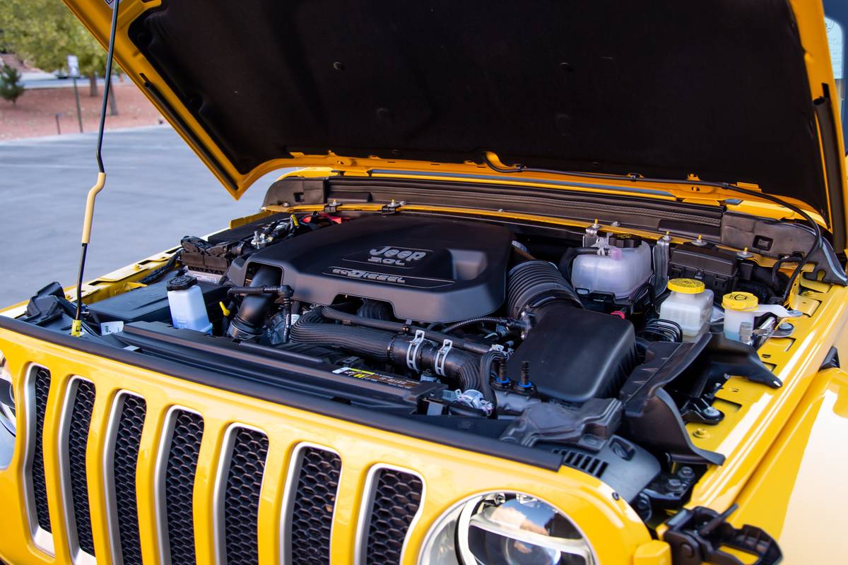 2020 Jeep Wrangler EcoDiesel Review: Efficiency You Can Feel (and Hear ...