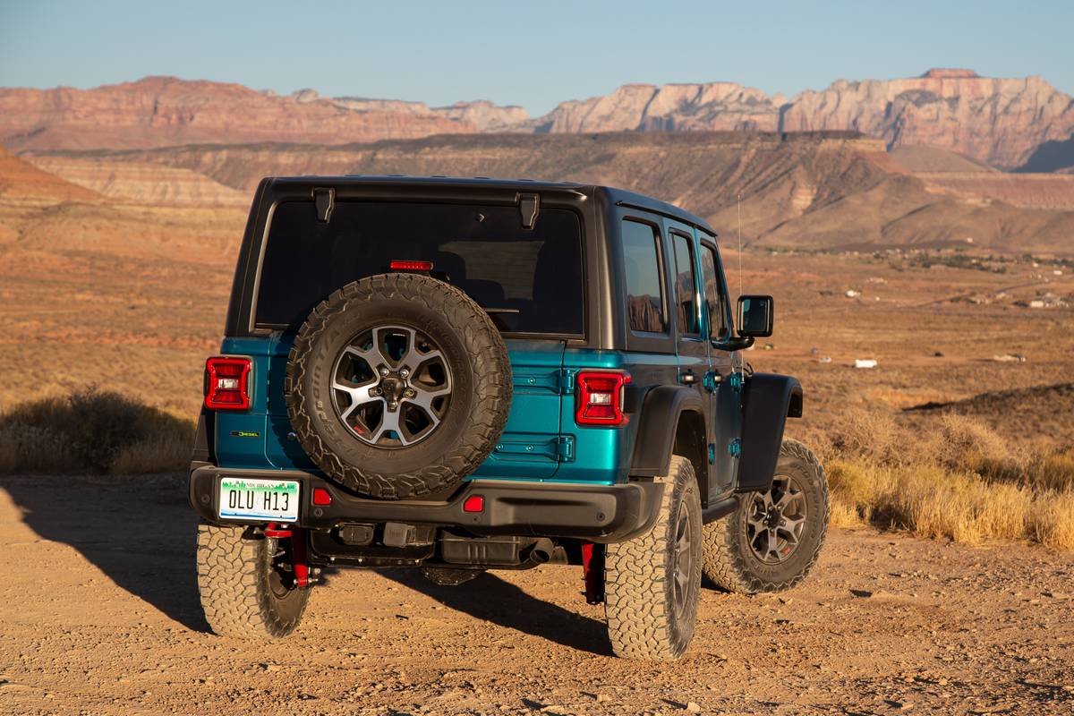 2020 Jeep Wrangler EcoDiesel Review: Efficiency You Can Feel (and Hear ...