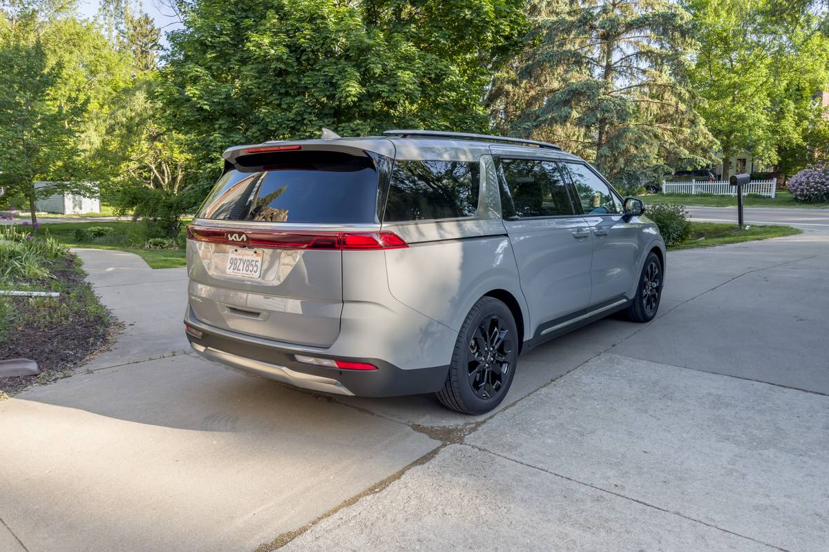 Is the 2023 Kia Carnival Good for Carrying Aging Parents?