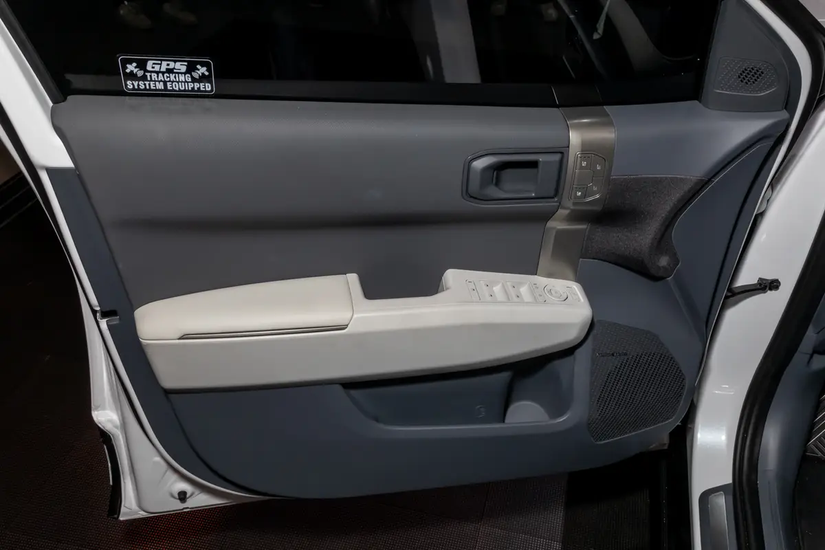 kia ev3 gt line 2027 22 interior door jpg