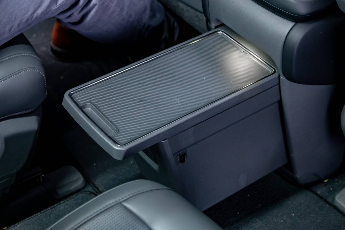 kia ev9 2024 71 interior second row cargo scaled jpg