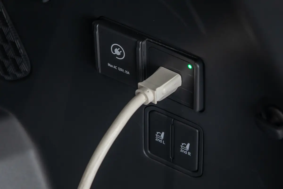 kia ev9 land 2024 05 interior cargo outlet jpg