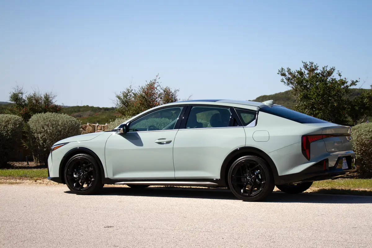 2025 Kia K4