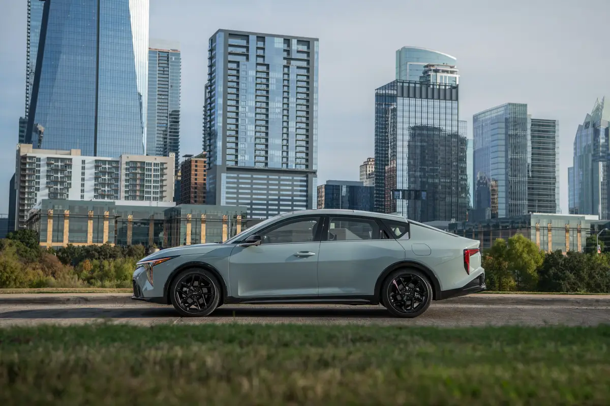 2025 Kia K4