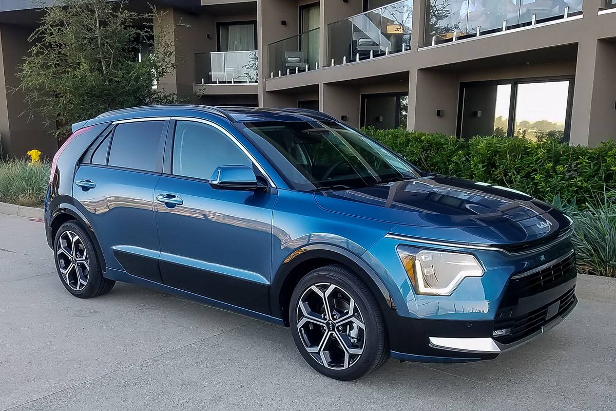2023 Kia Niro First Drive Review: Style and Substance - CNET