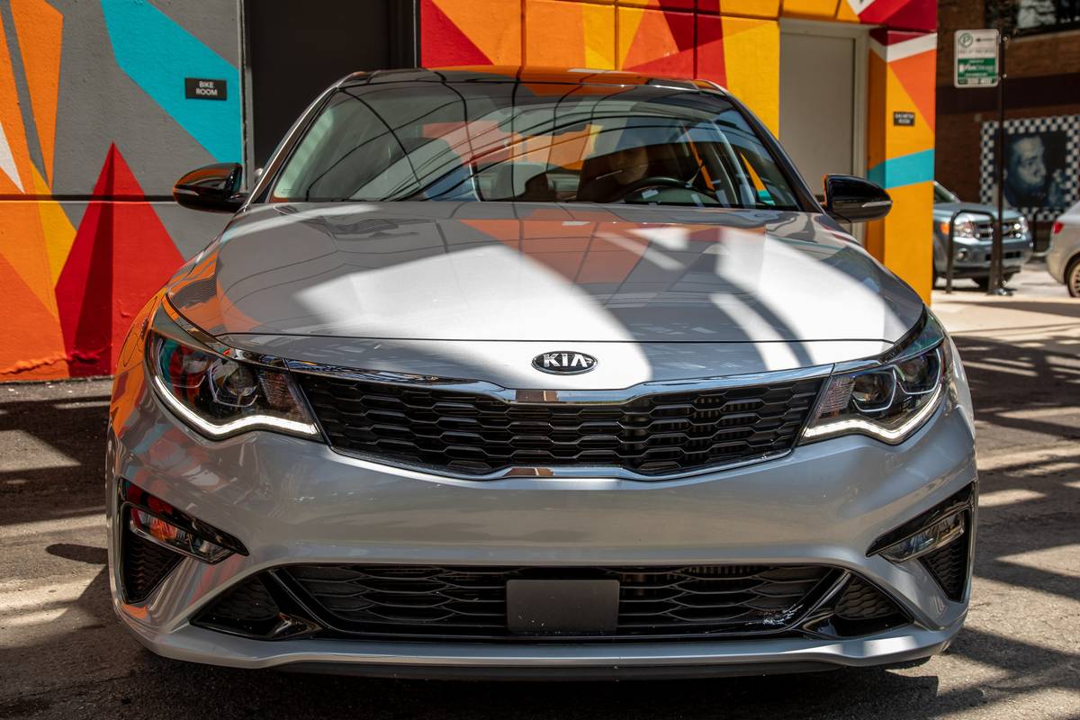 kia optima sx t gdi 2019 07 exterior  front  silver  textures and patterns jpg