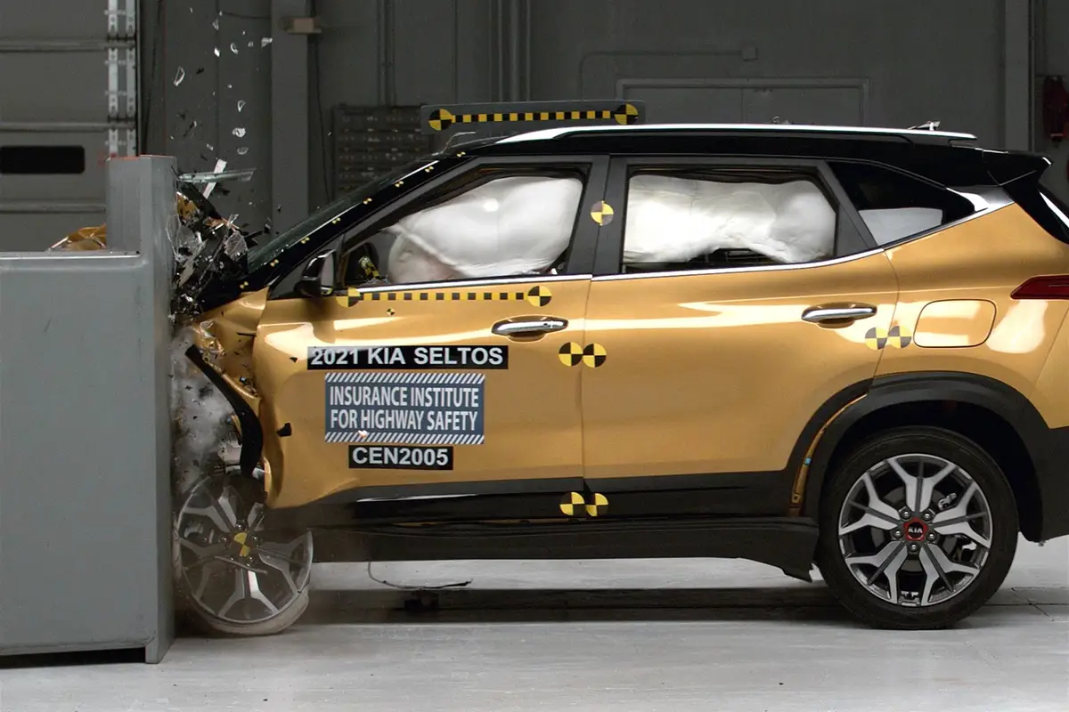 Here s Every Car That Earned an IIHS Top Safety Award for 2021