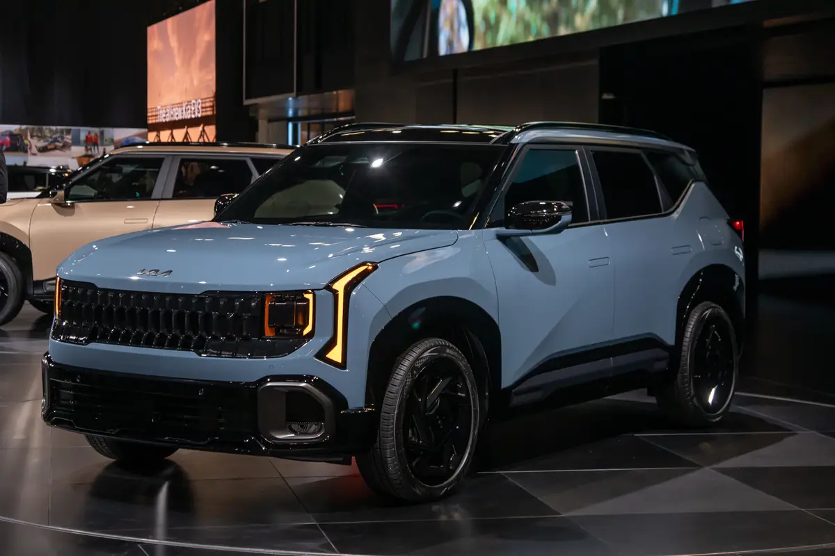 kia seltos 2027 04 exterior front angle jpg