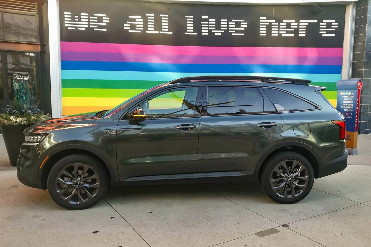 2021 Kia Sorento Review: A Middle Child Deserving of the Spotlight ...