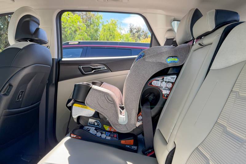 kia-sportage-hybrid-2026-01-interior-car-seat