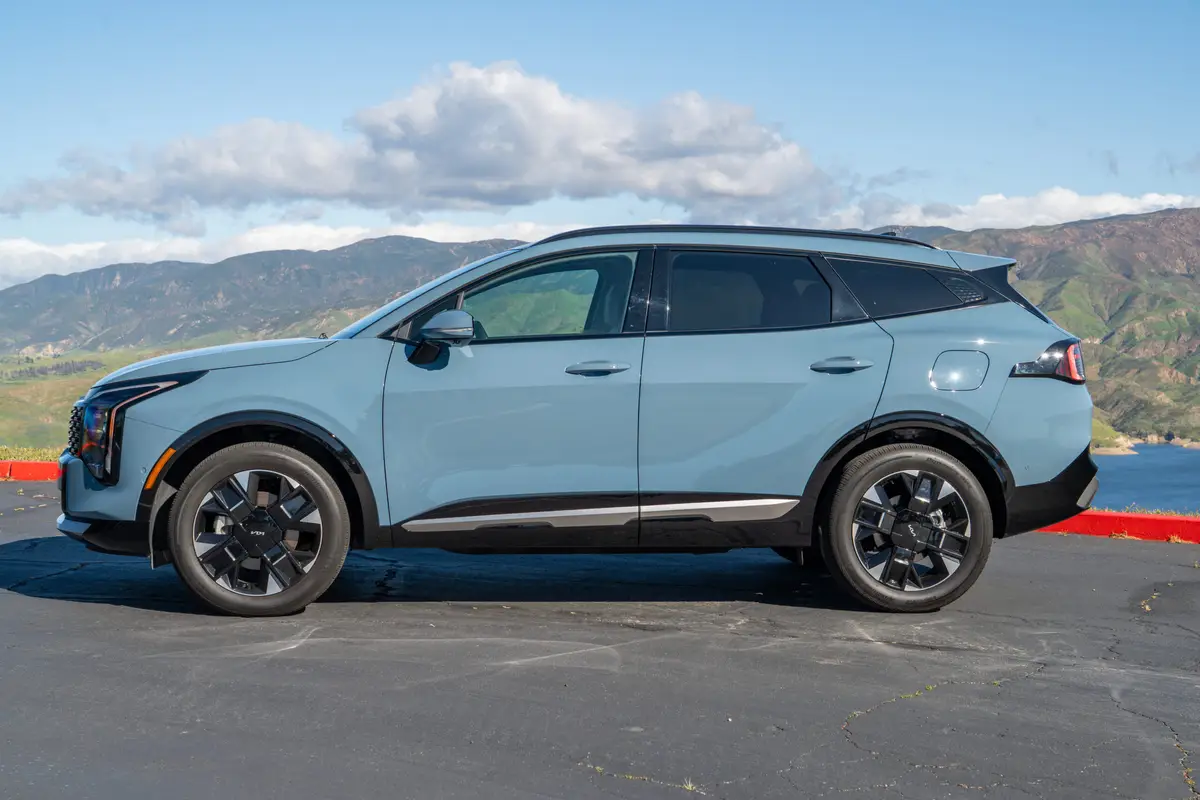 kia sportage hybrid sx prestige awd 2026 10 exterior profile 1 scaled jpg