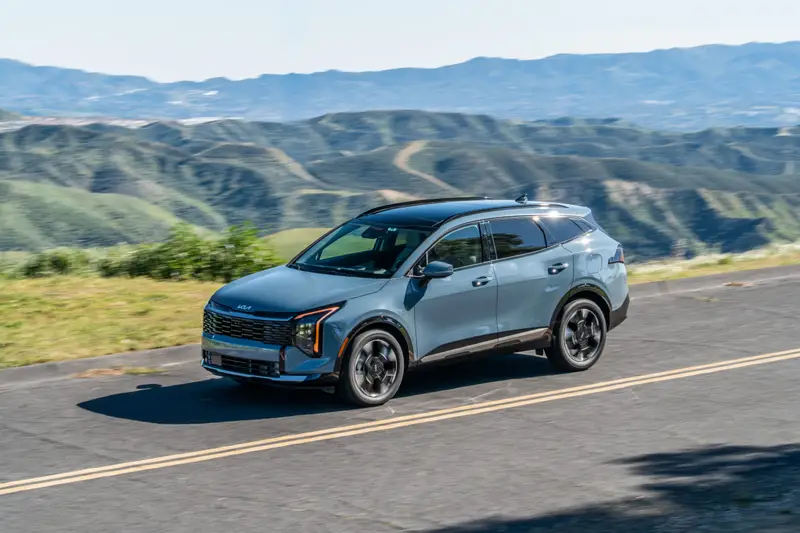 kia-sportage-hybrid-sx-prestige-awd-2026-51-exterior-dynamic-profile