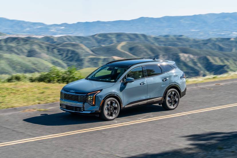 kia-sportage-hybrid-sx-prestige-awd-2026-51-exterior-dynamic-profile