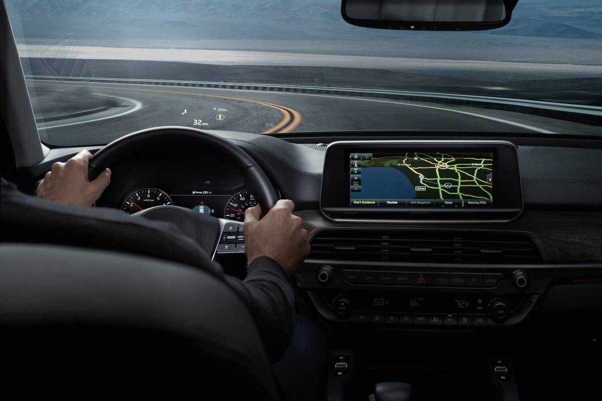 kia telluride 2022 10 center stack display interior scaled jpg
