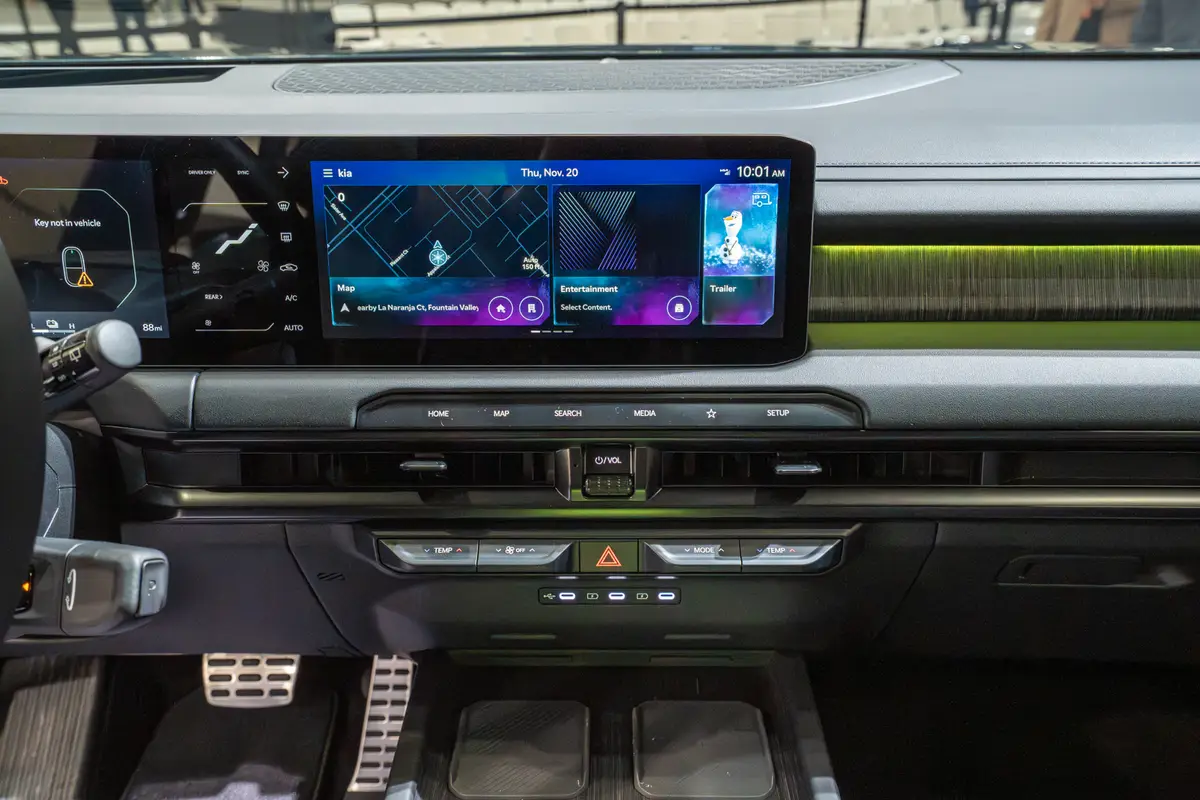 kia telluride 2027 10 interior infotainment jpg