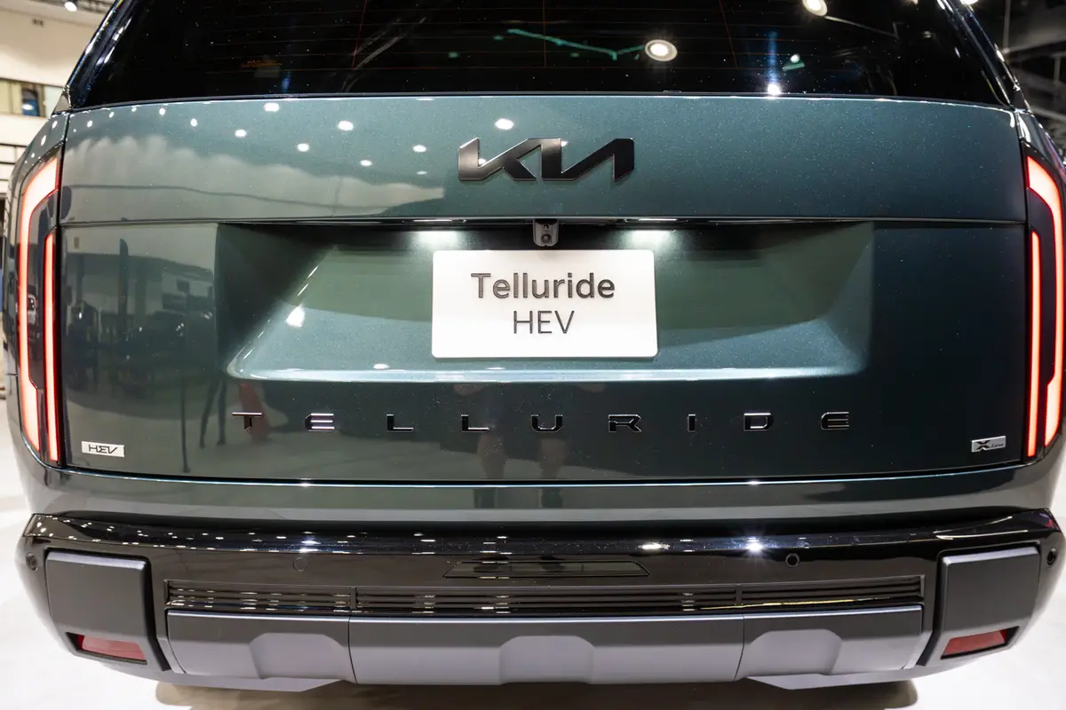 kia telluride 2027 16 exterior rear badges jpg