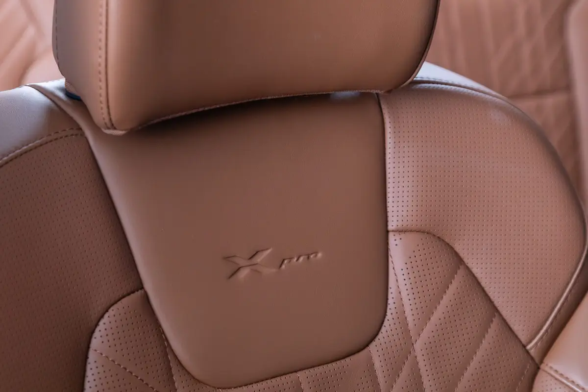 kia telluride sx prestige x pro 2025 27 interior seat badge scaled jpg